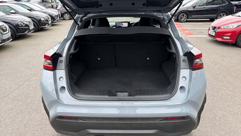 Nissan Juke 1.0 DiG-T N-Connecta 5dr Petrol Hatchback